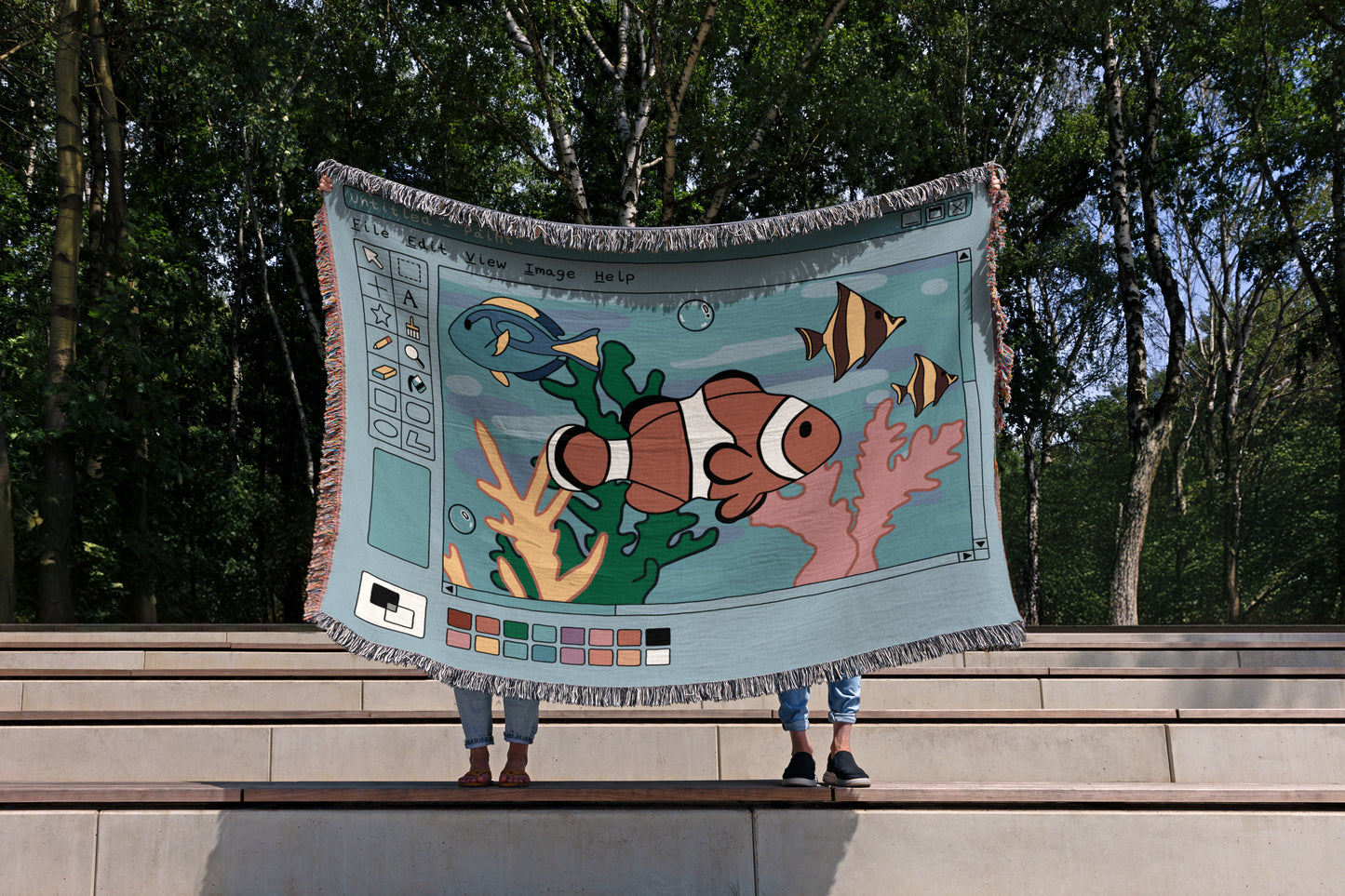 MS Paint Aquarium - Woven Blanket