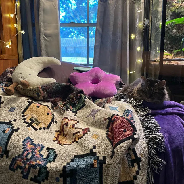 Stardew Valley Blanket - Junimo White